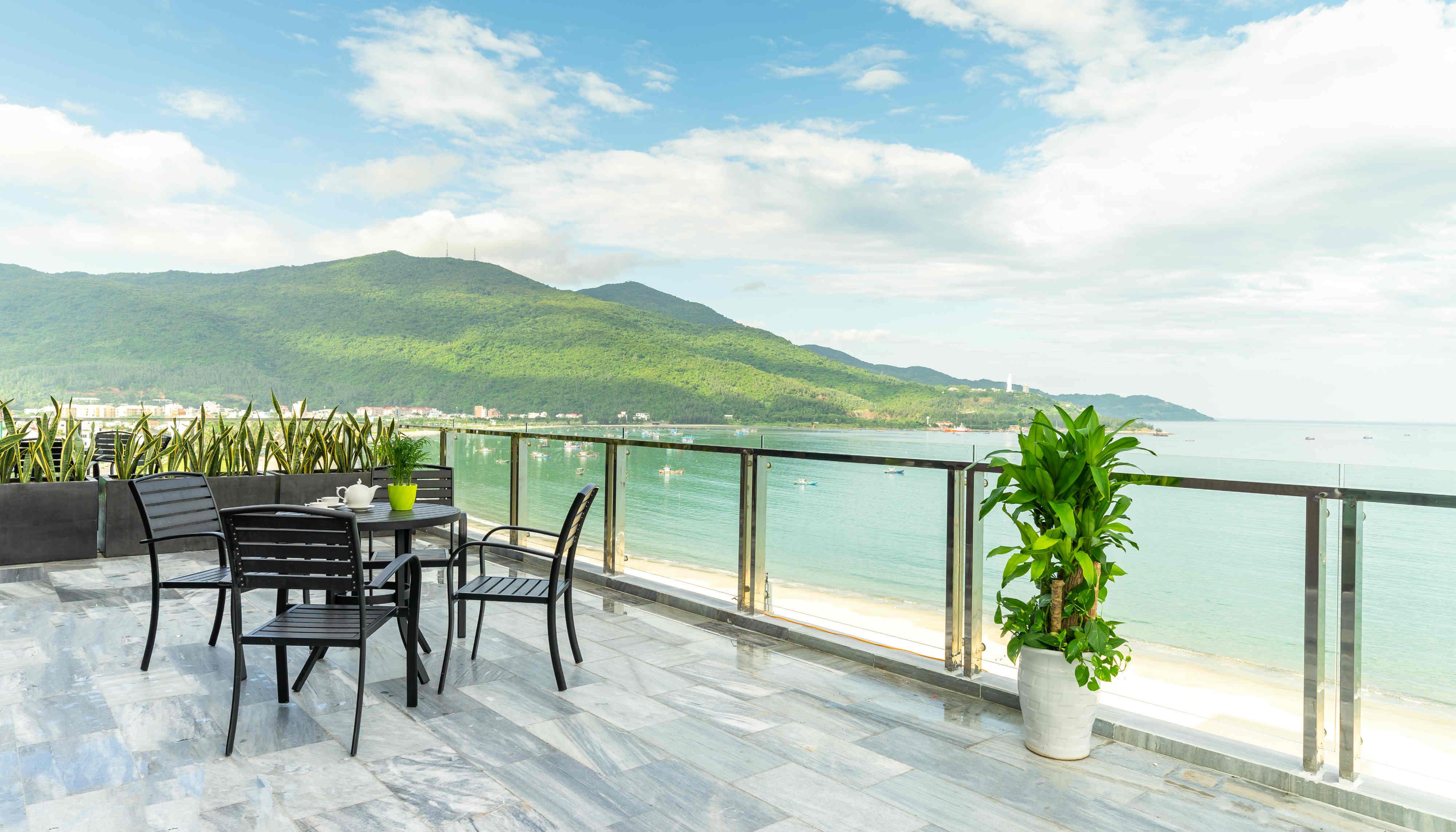 Grand Gold Beach Hotel & Spa Da Nang Dış mekan fotoğraf