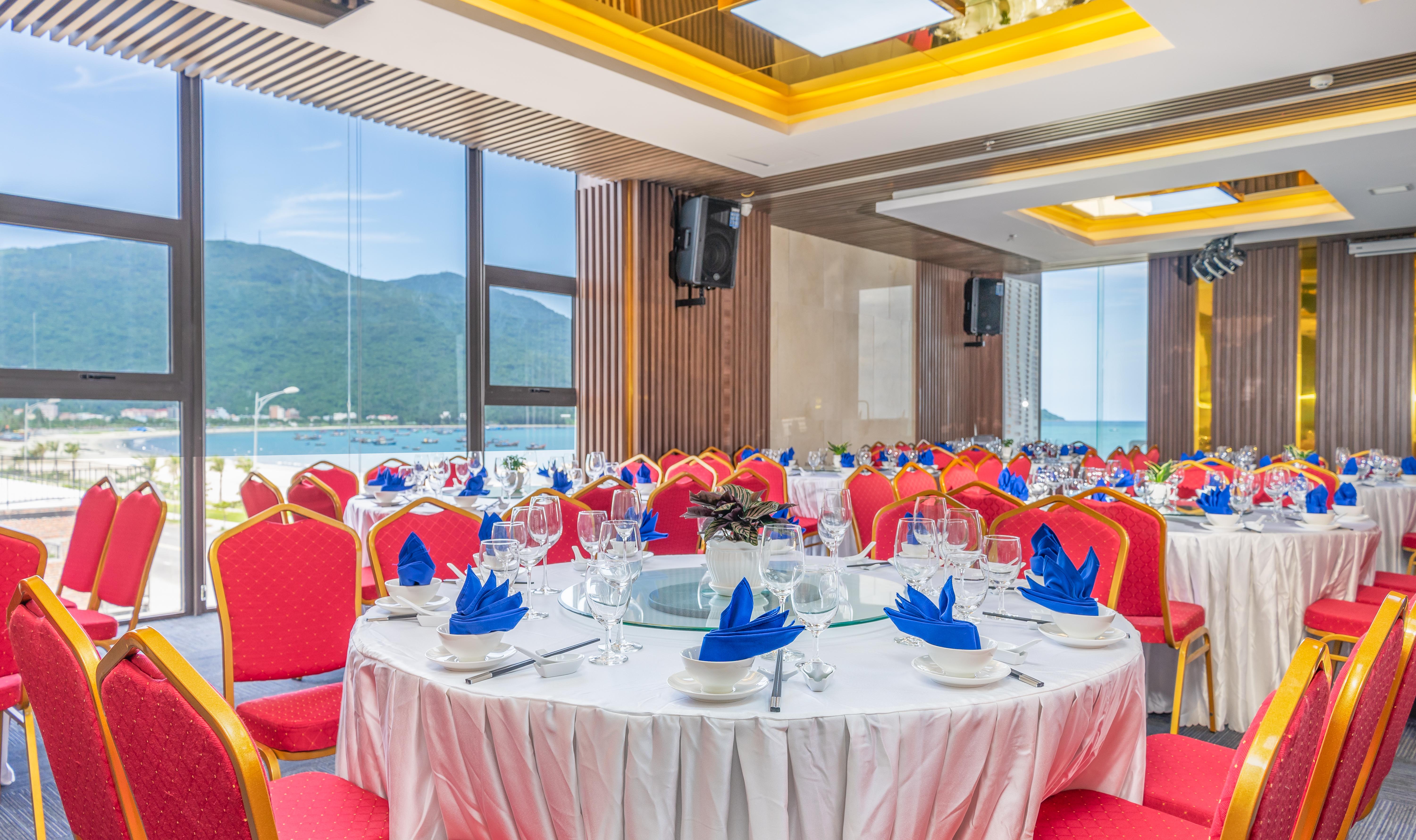 Grand Gold Beach Hotel & Spa Da Nang Dış mekan fotoğraf